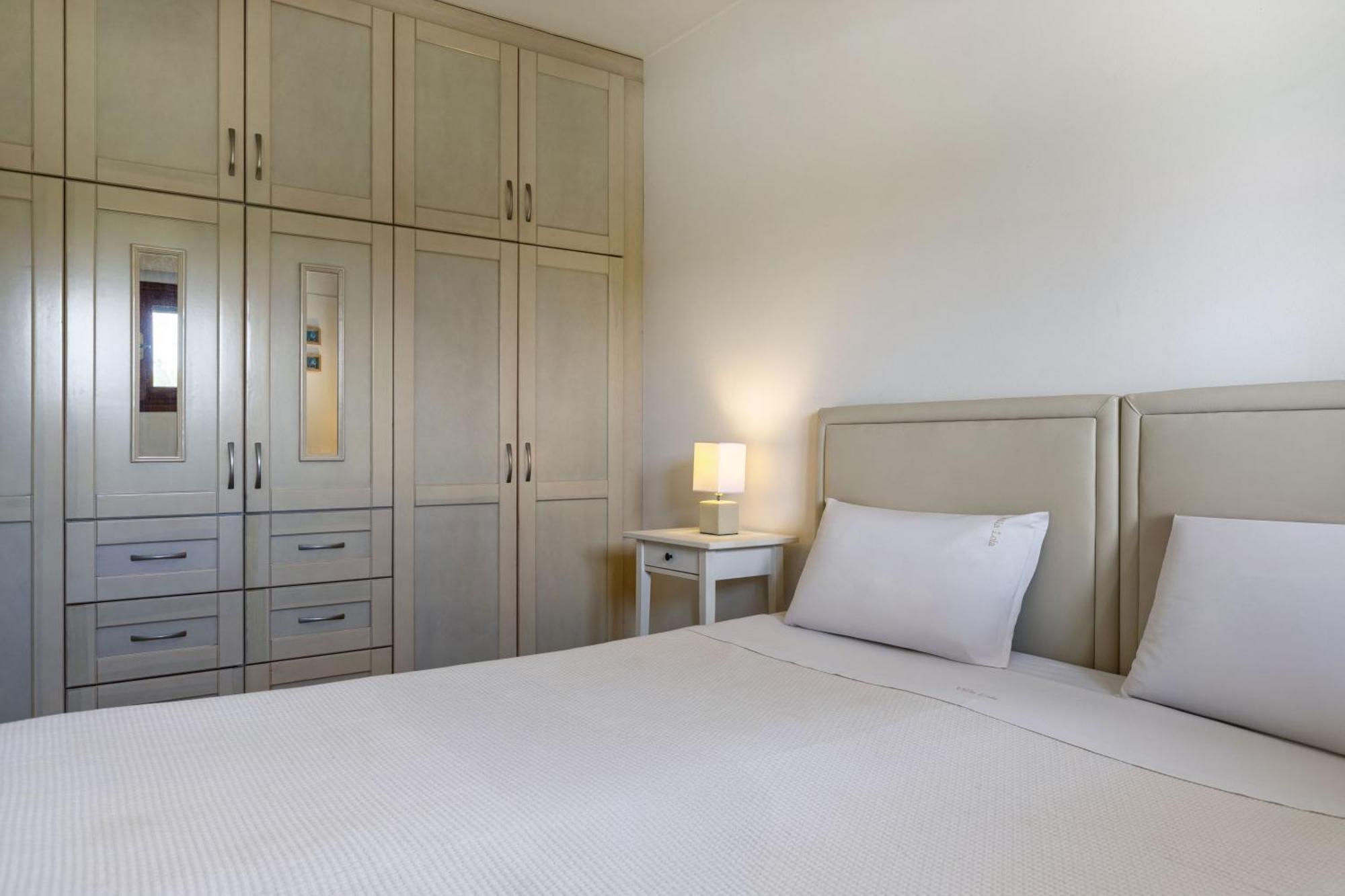 Villa Lola - 3 Bedrooms & Private Pool Lithakia  Exterior foto