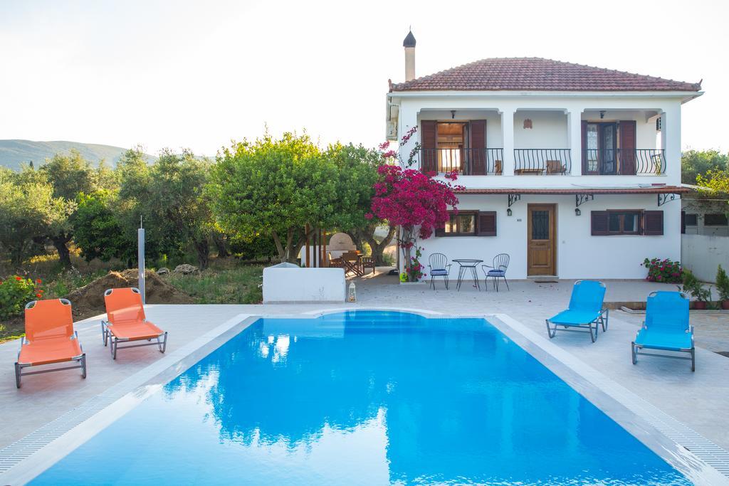 Villa Lola - 3 Bedrooms & Private Pool Lithakia  Exterior foto