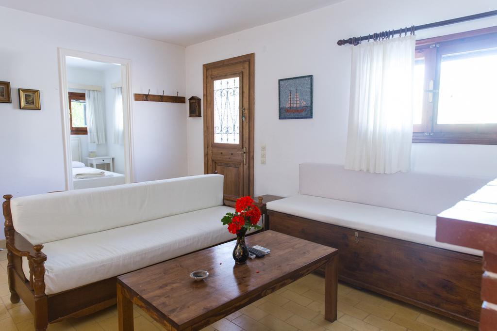 Villa Lola - 3 Bedrooms & Private Pool Lithakia  Exterior foto